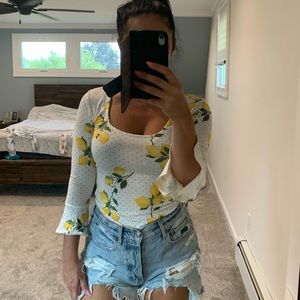 Adorable 3/4 trumpet sleeve Lemon Bodysuit